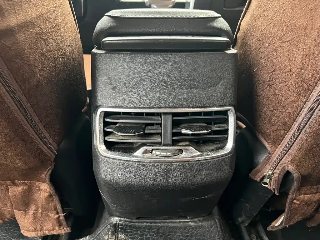 Baojun RC-6