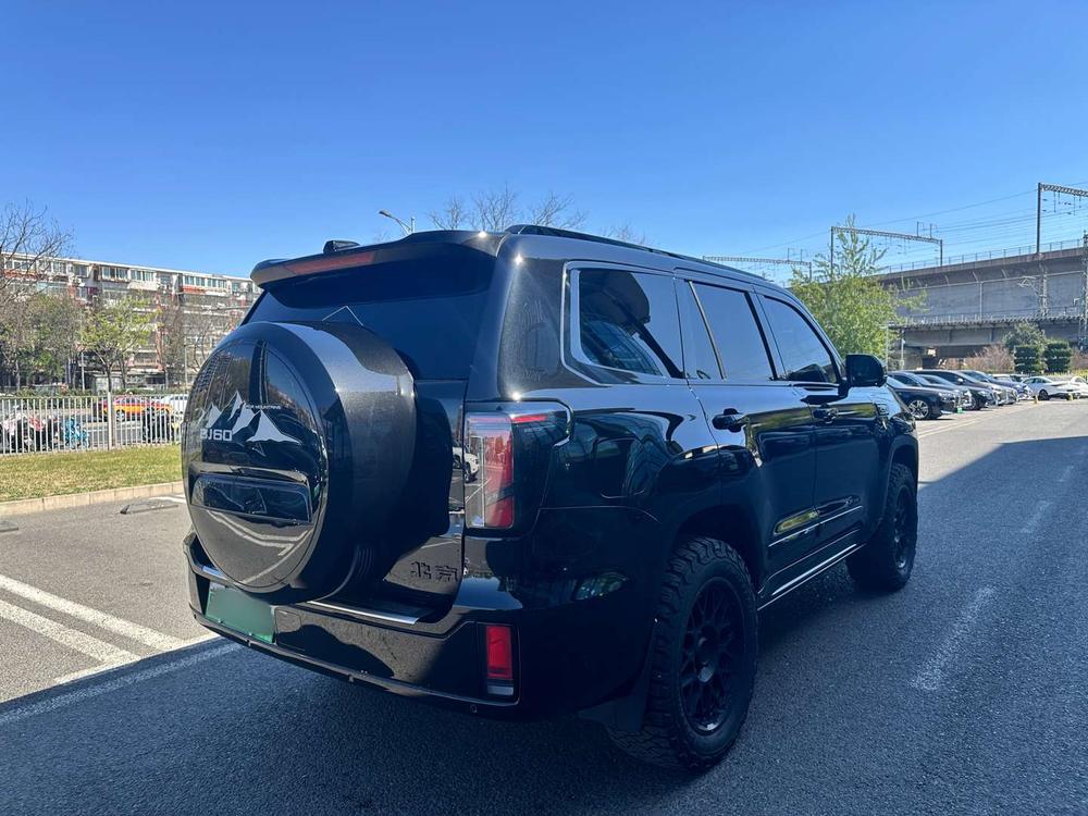 Beijing Off-Road Beijing BJ60 REEV