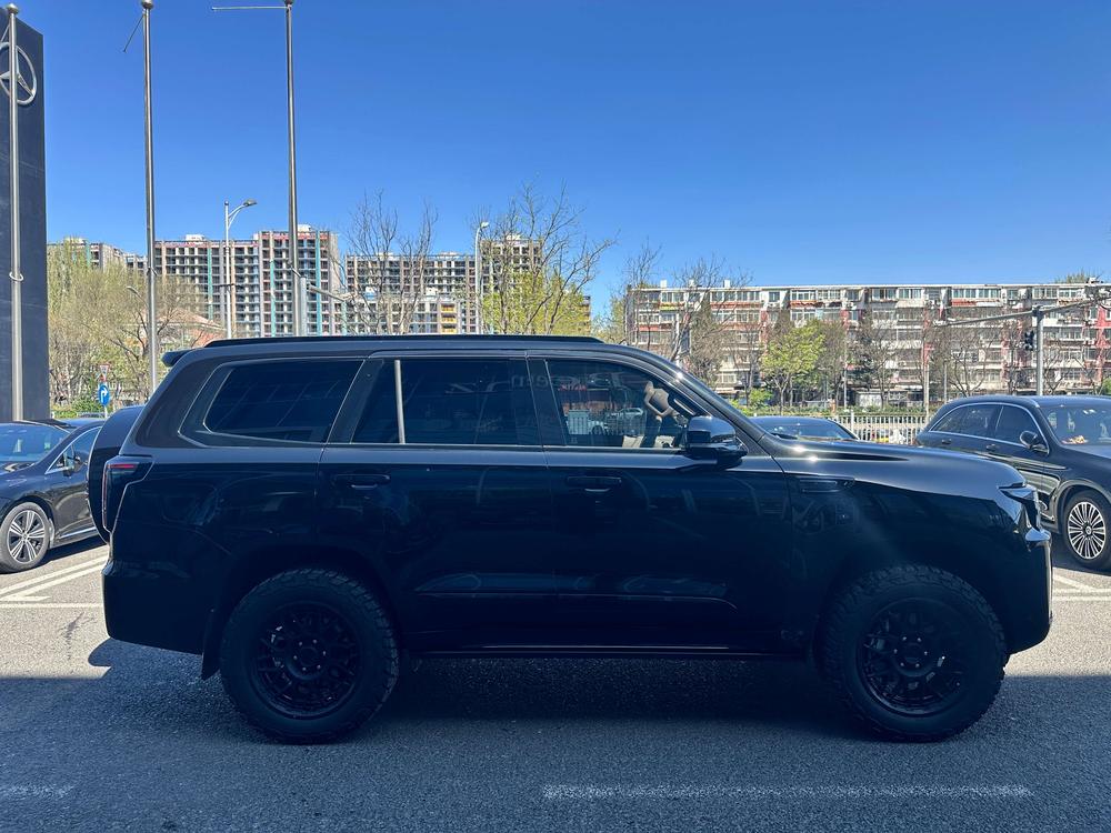 Beijing Off-Road Beijing BJ60 REEV