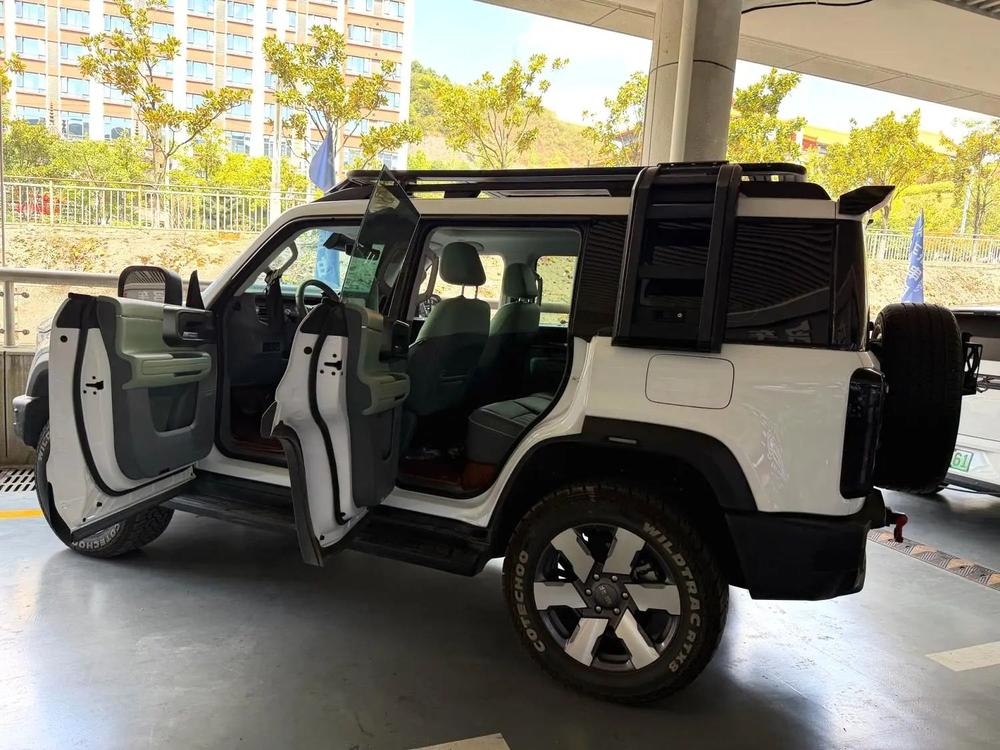 Beijing Off-Road Beijing Off-road BJ40 EREV