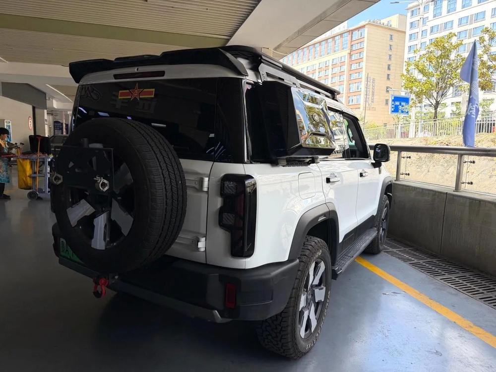 Beijing Off-Road Beijing Off-road BJ40 EREV