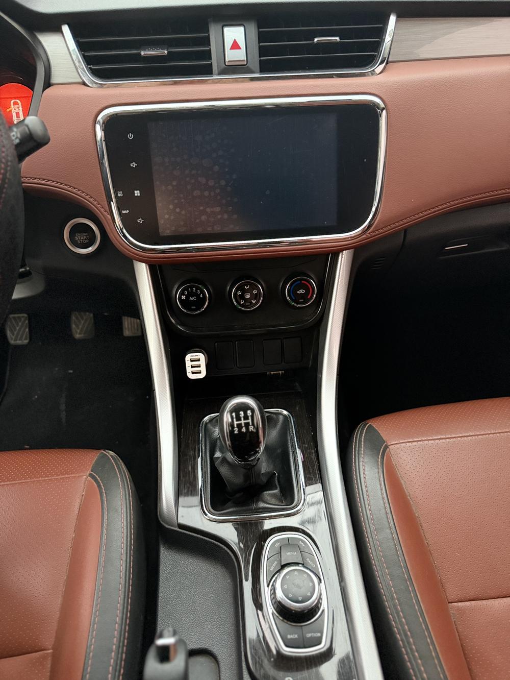 Beiqi Huansu BAIC Huansu S3