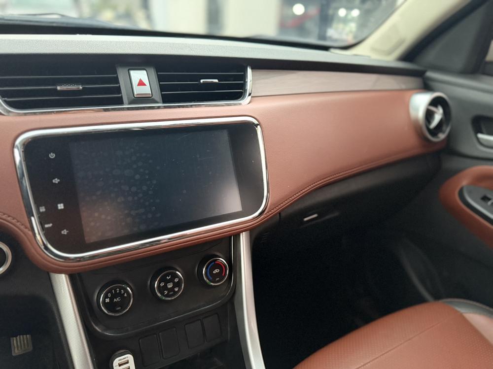 Beiqi Huansu BAIC Huansu S3