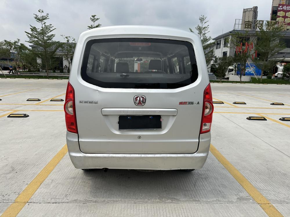 Beiqi Weiwang BAIC Weiwang 306