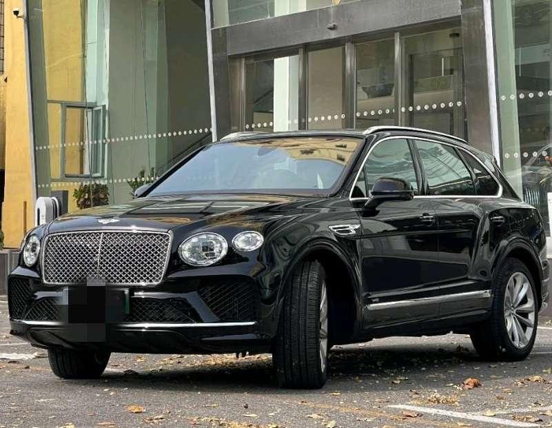 Bentley Bentayga PHEV