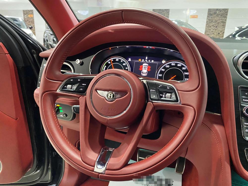 Bentley Bentayga PHEV