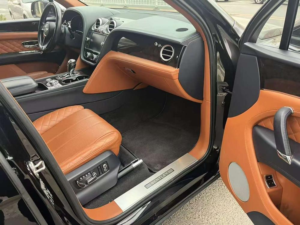 Bentley Bentayga