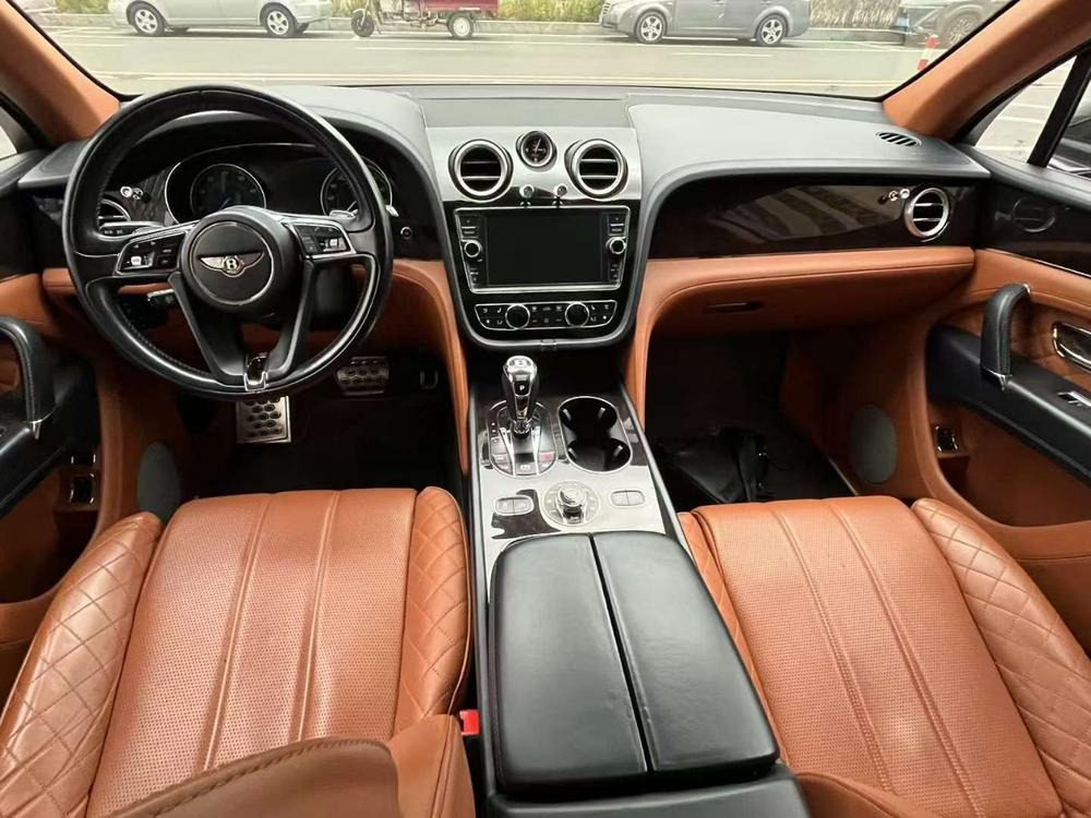 Bentley Bentayga