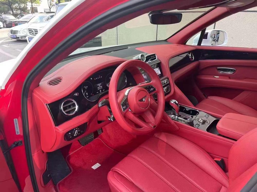 Bentley Bentayga