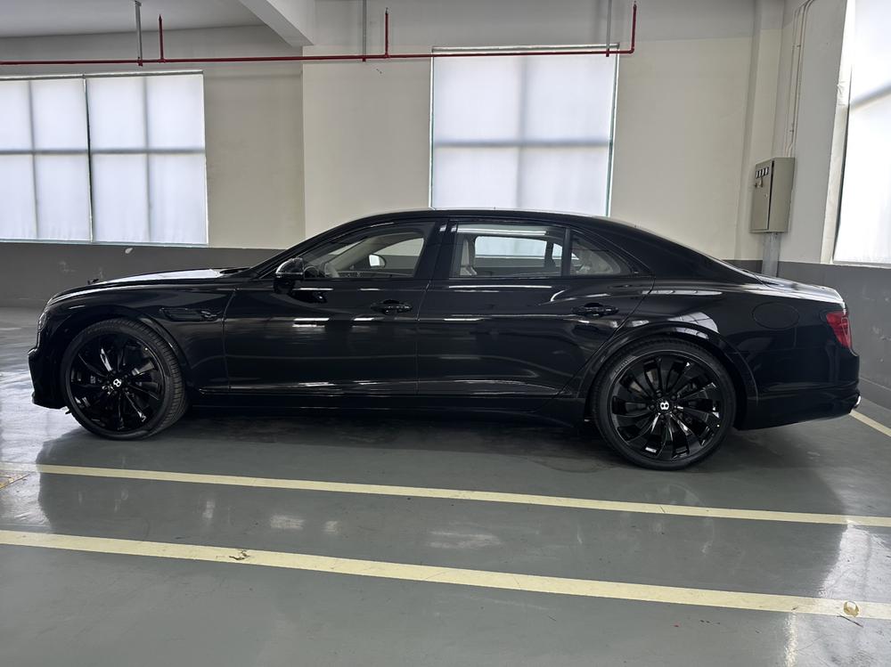 Bentley Flying Spur PHEV