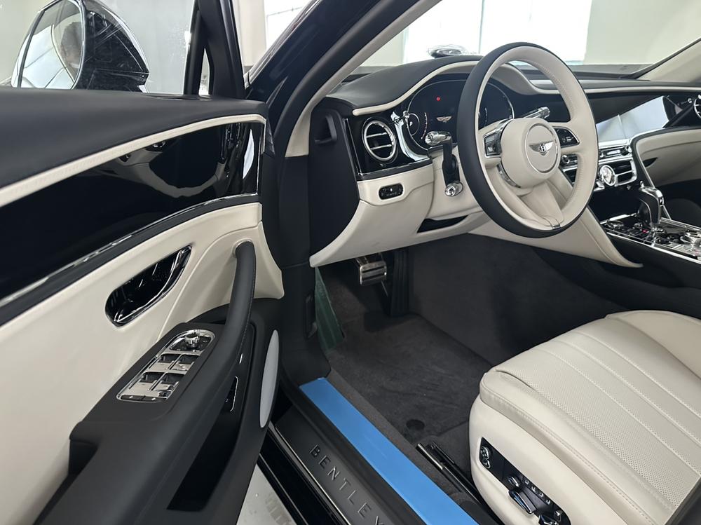 Bentley Flying Spur PHEV