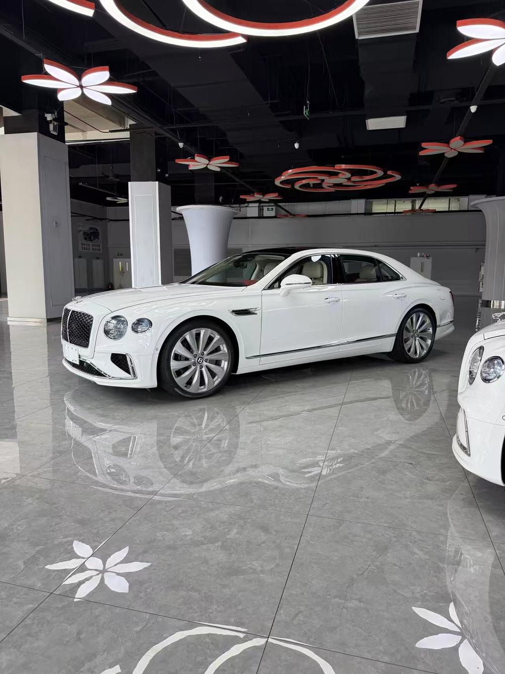 Bentley Flying Spur PHEV