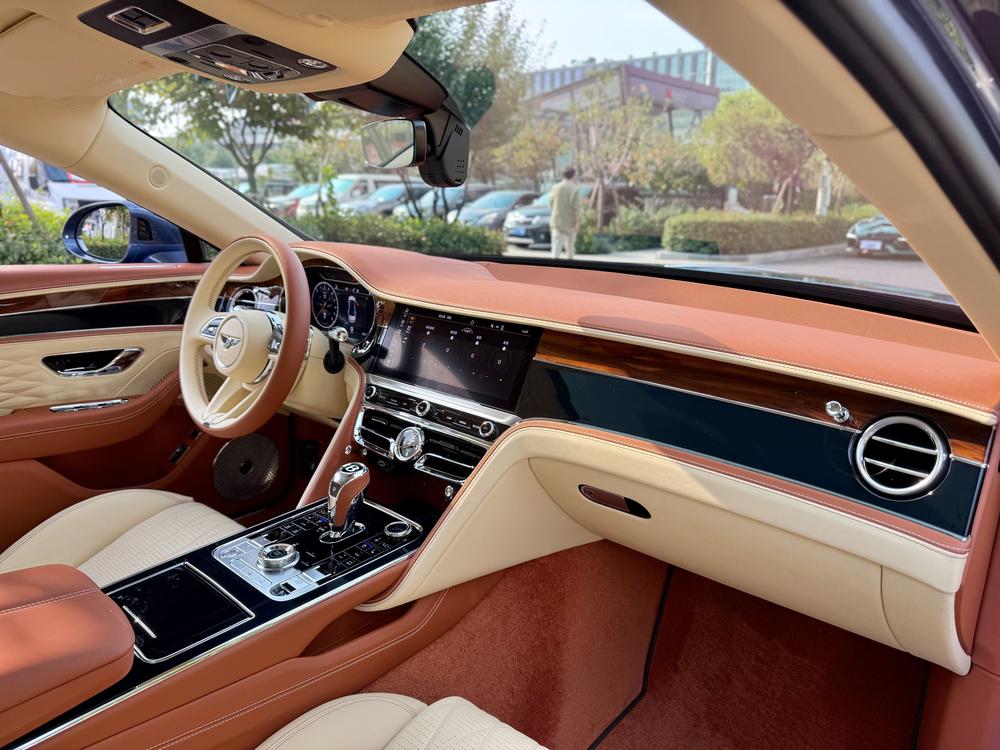 Bentley Flying Spur PHEV