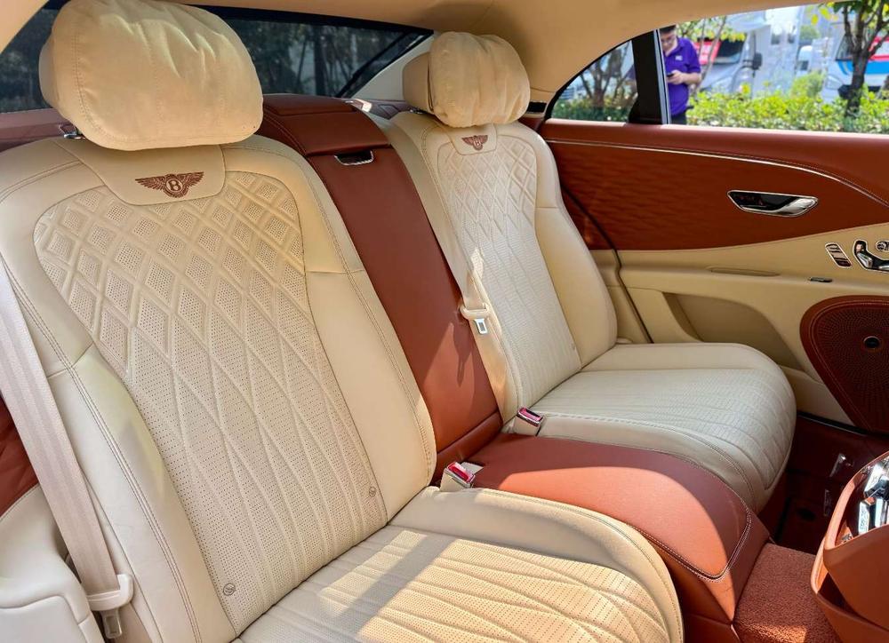 Bentley Flying Spur PHEV