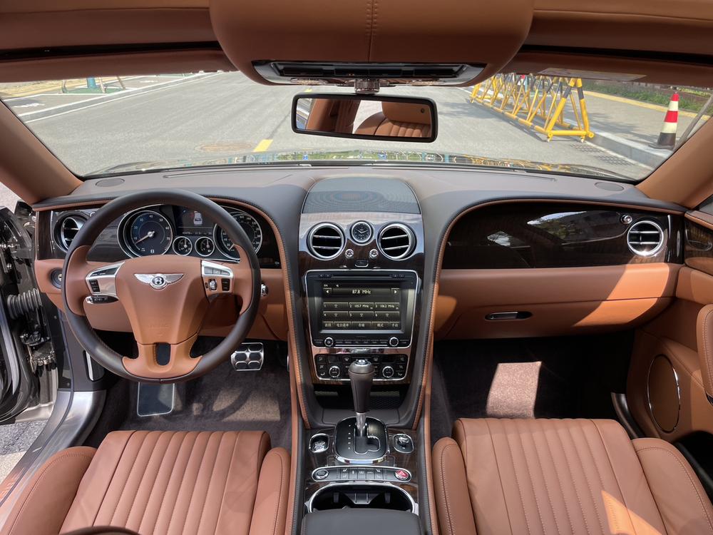 Bentley Flying Spur