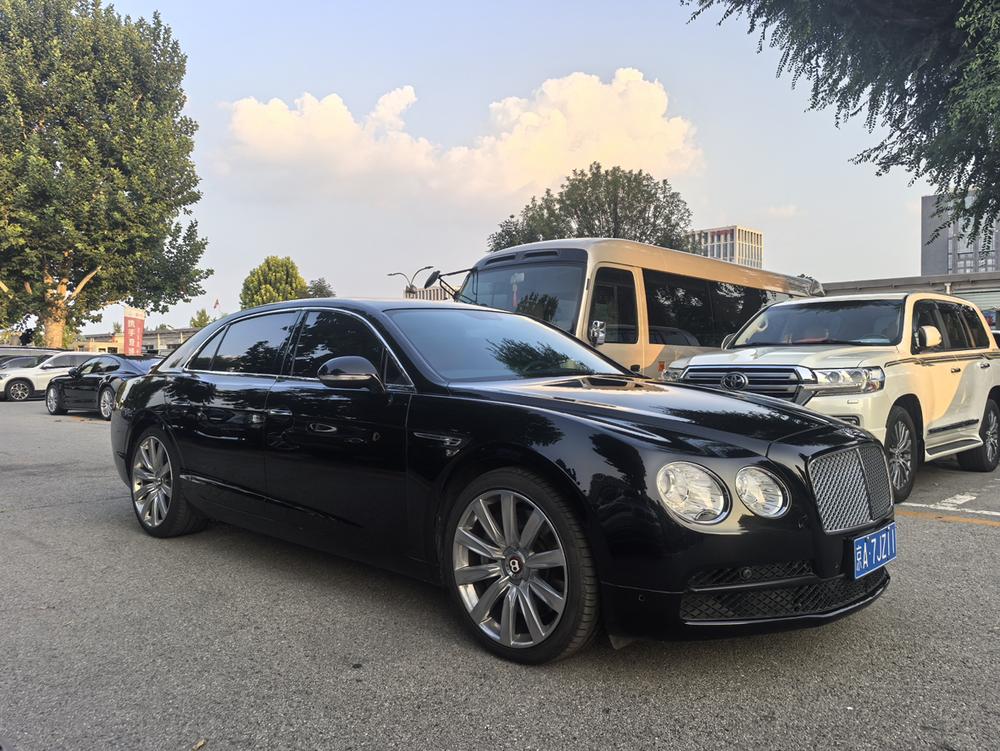 Bentley Flying Spur
