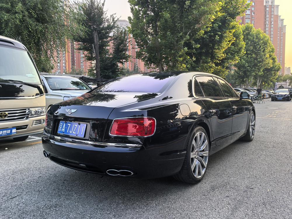 Bentley Flying Spur