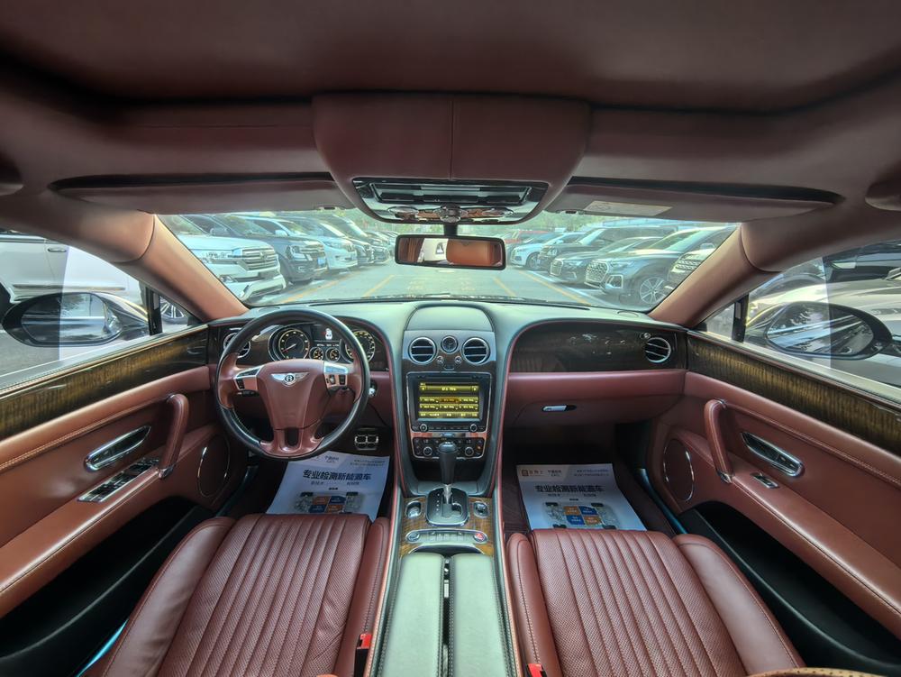 Bentley Flying Spur