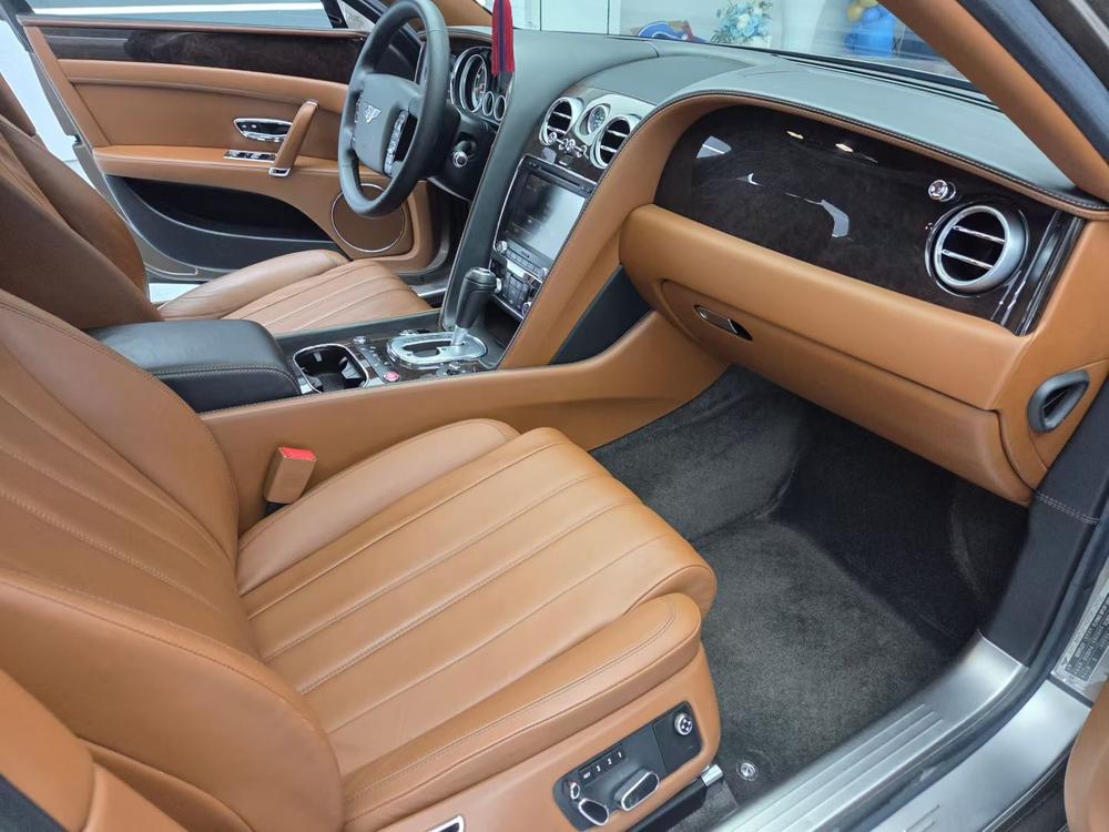Bentley Flying Spur