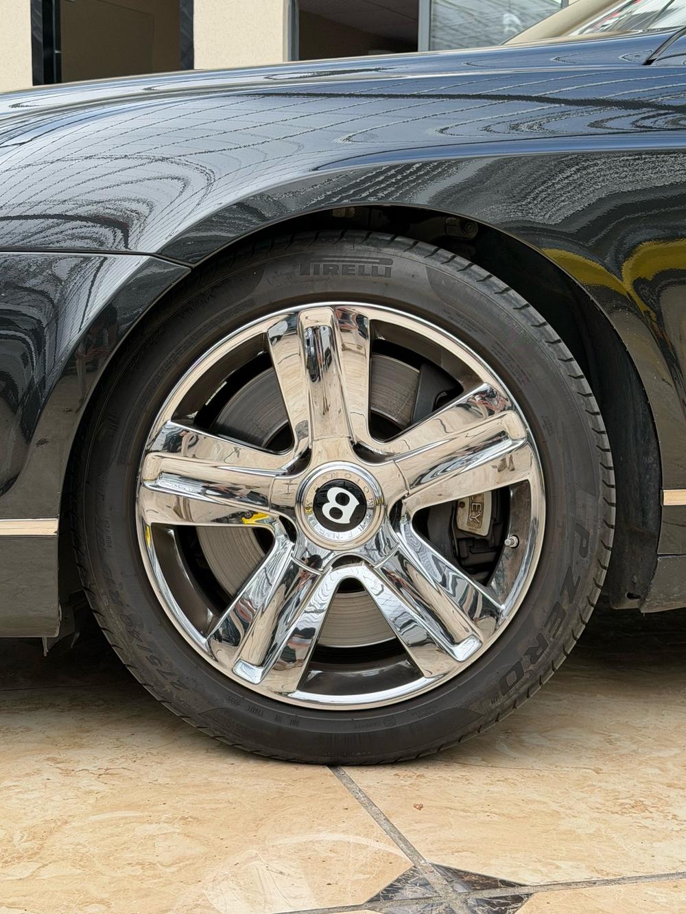 Bentley Flying Spur