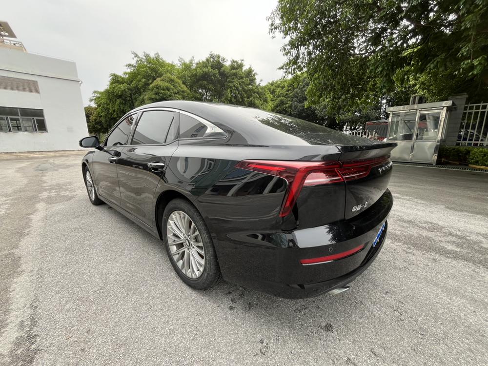 Besturn Bestune B70