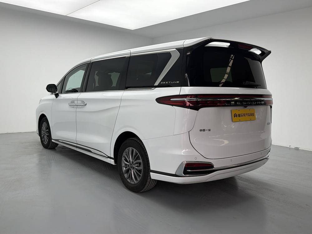 Besturn Bestune M9