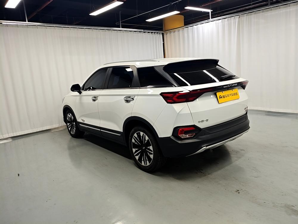 Besturn Bestune T77