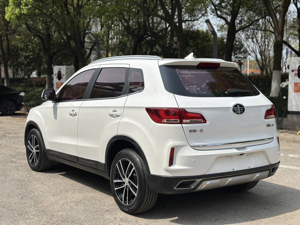 Besturn Bestune X40