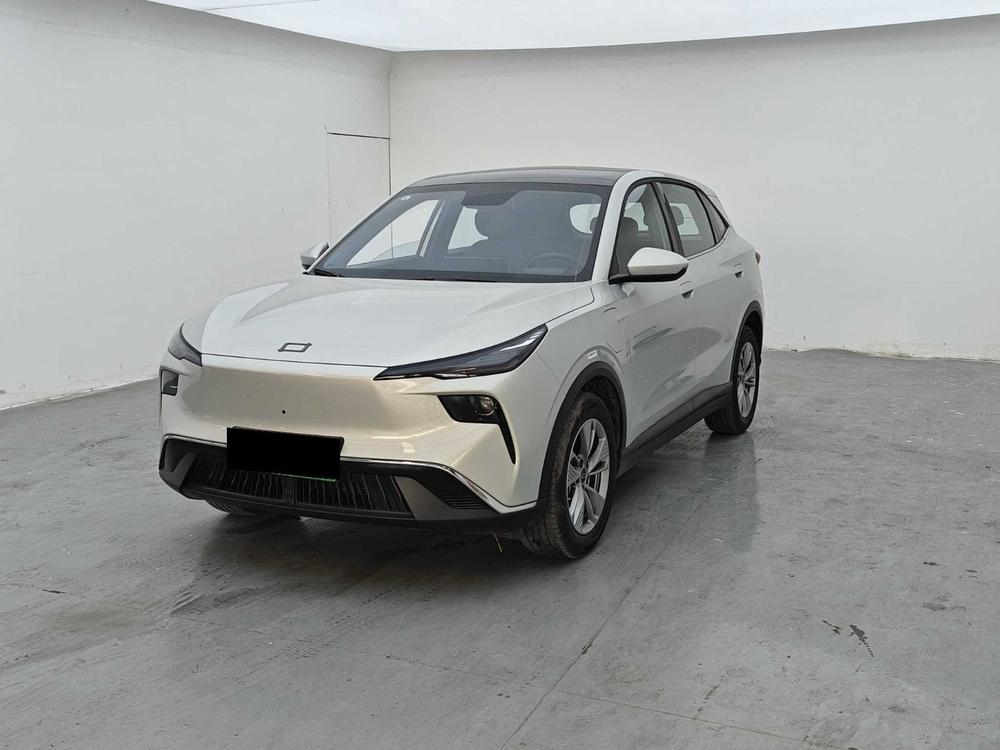 Besturn Yueyi 03