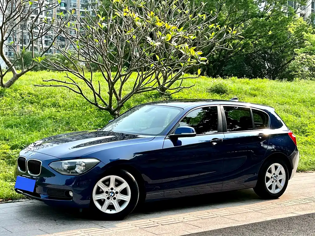 BMW 1 Series (Import)
