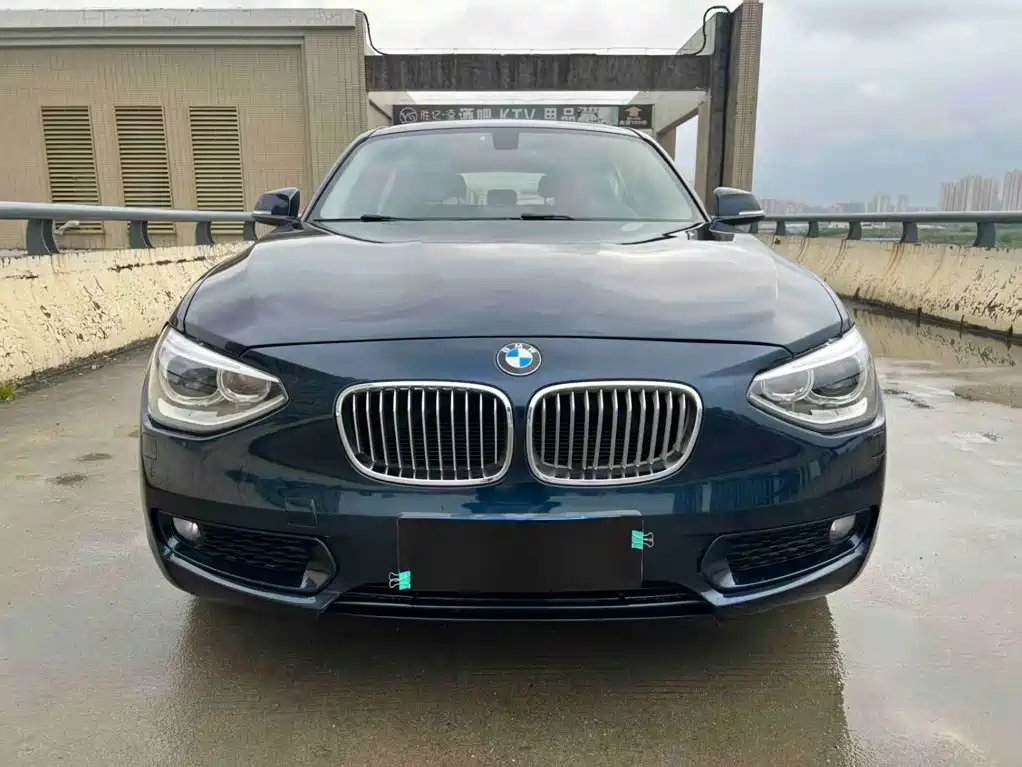 BMW 1 Series (Import)