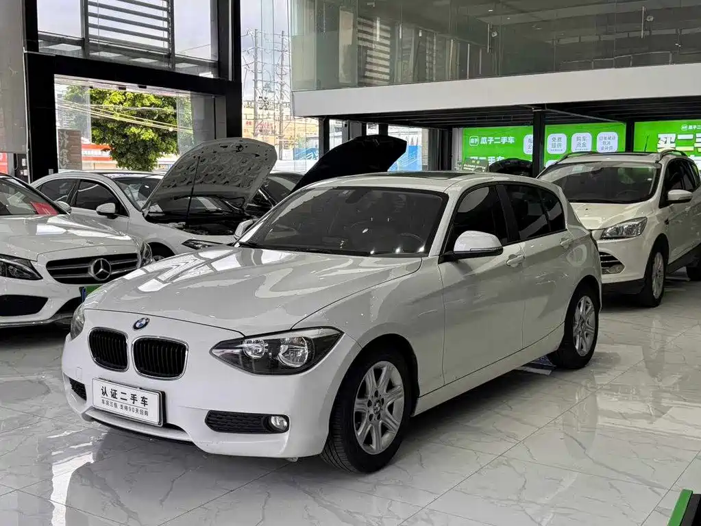 BMW 1 Series (Import)