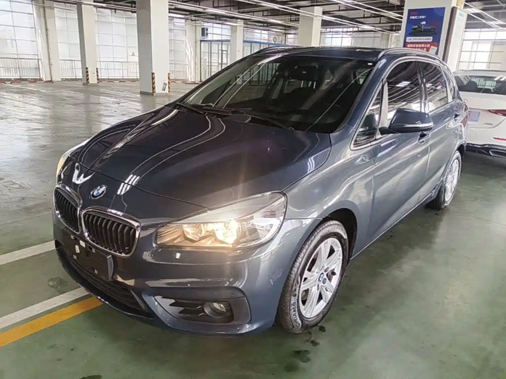 BMW 2 Series Active Tourer (Import)