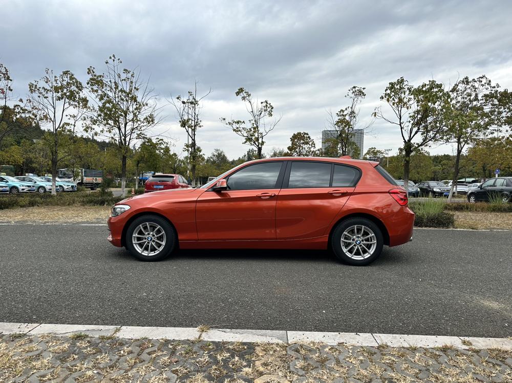 BMW BMW 1-Series (Import)