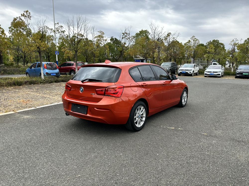 BMW BMW 1-Series (Import)
