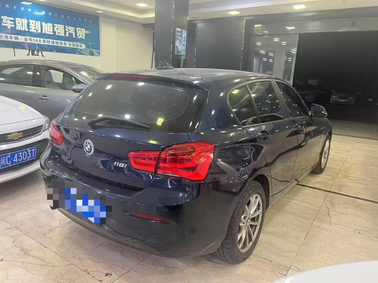 BMW BMW 1-Series (Import)