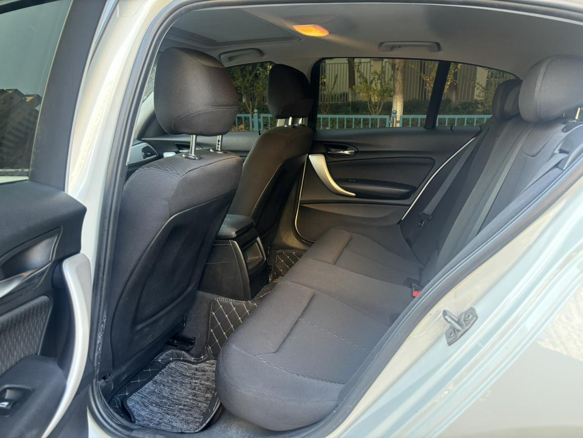 BMW BMW 1-Series (Import)