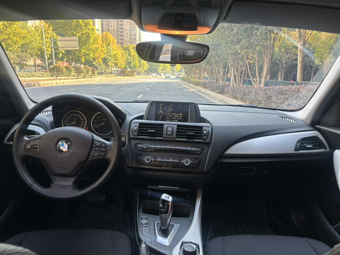 BMW BMW 1-Series (Import)