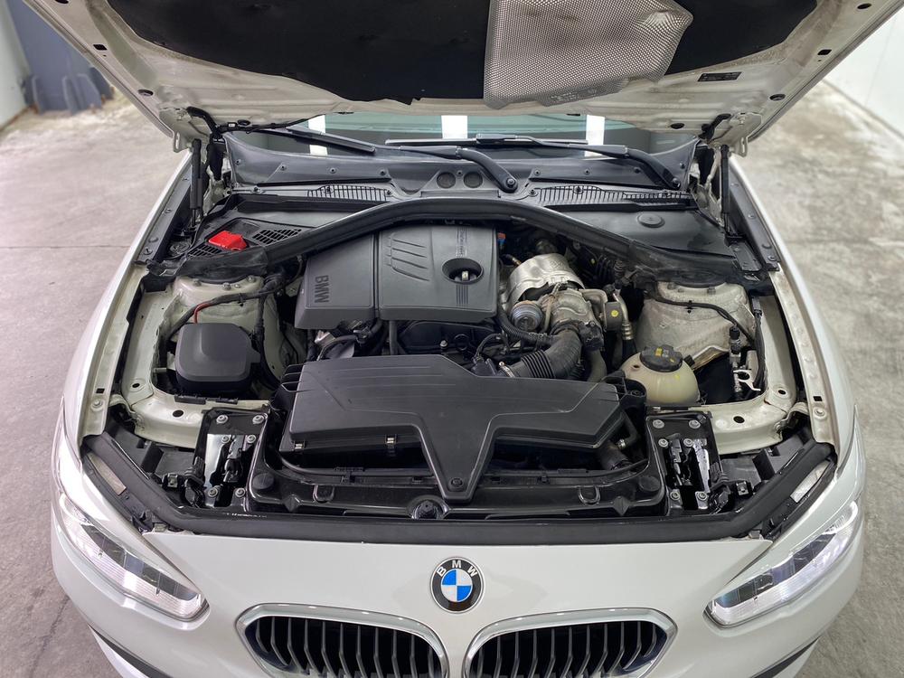 BMW BMW 1-Series (Import)