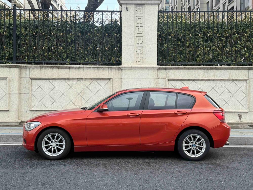 BMW BMW 1-Series (Import)