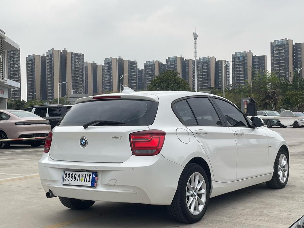 BMW BMW 1-Series (Import)