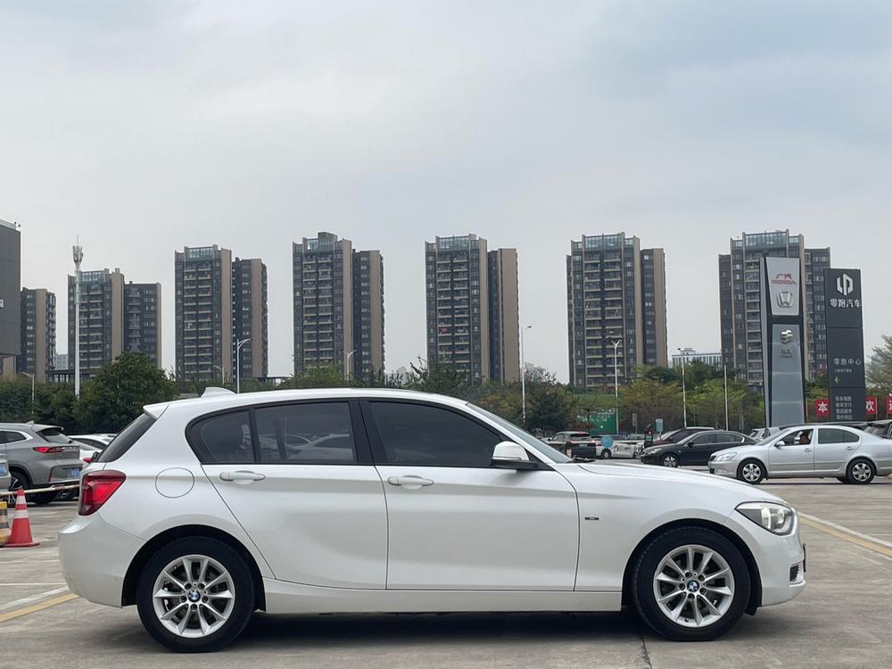 BMW BMW 1-Series (Import)