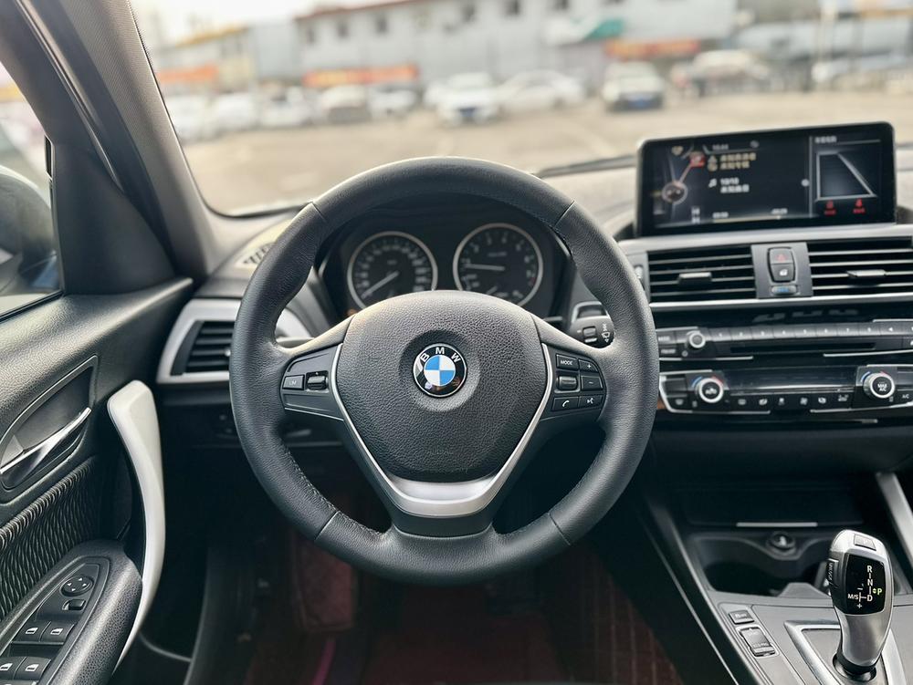 BMW BMW 1-Series (Import)