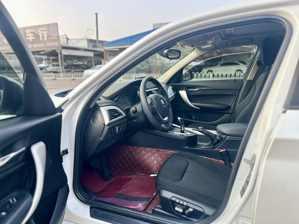BMW BMW 1-Series (Import)