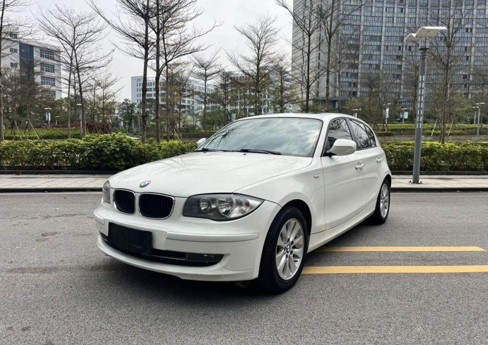 BMW BMW 1-Series (Import)