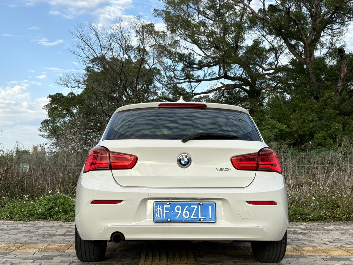 BMW BMW 1-Series (Import)