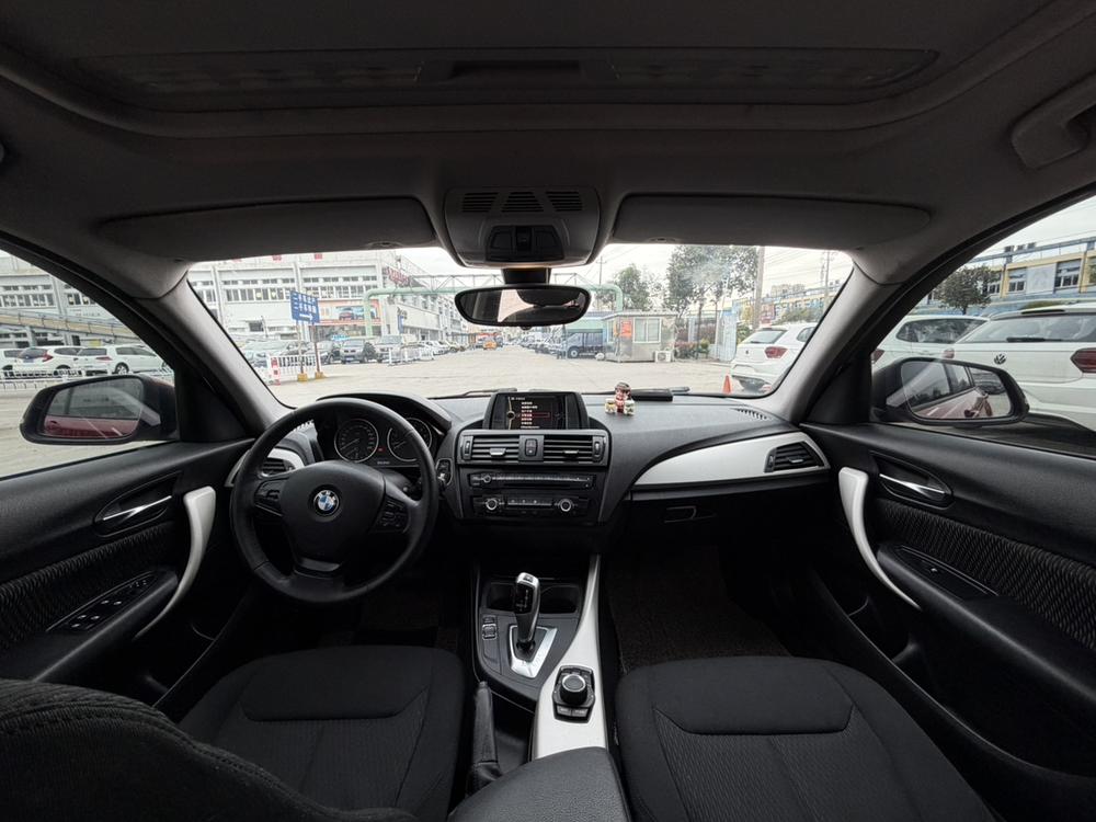 BMW BMW 1-Series (Import)