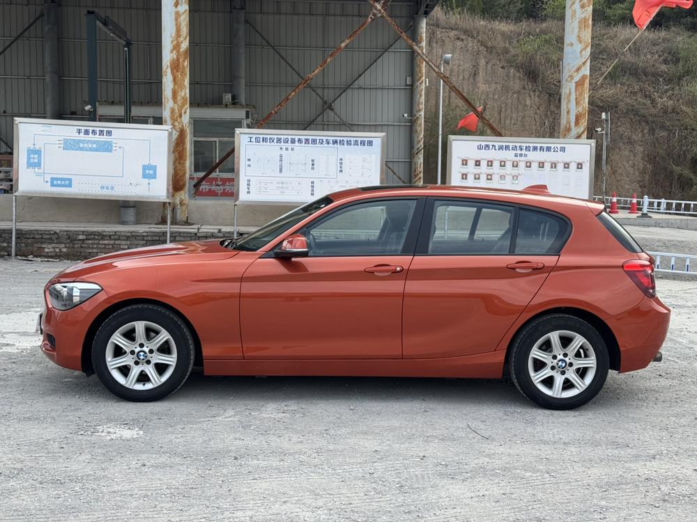 BMW BMW 1-Series (Import)