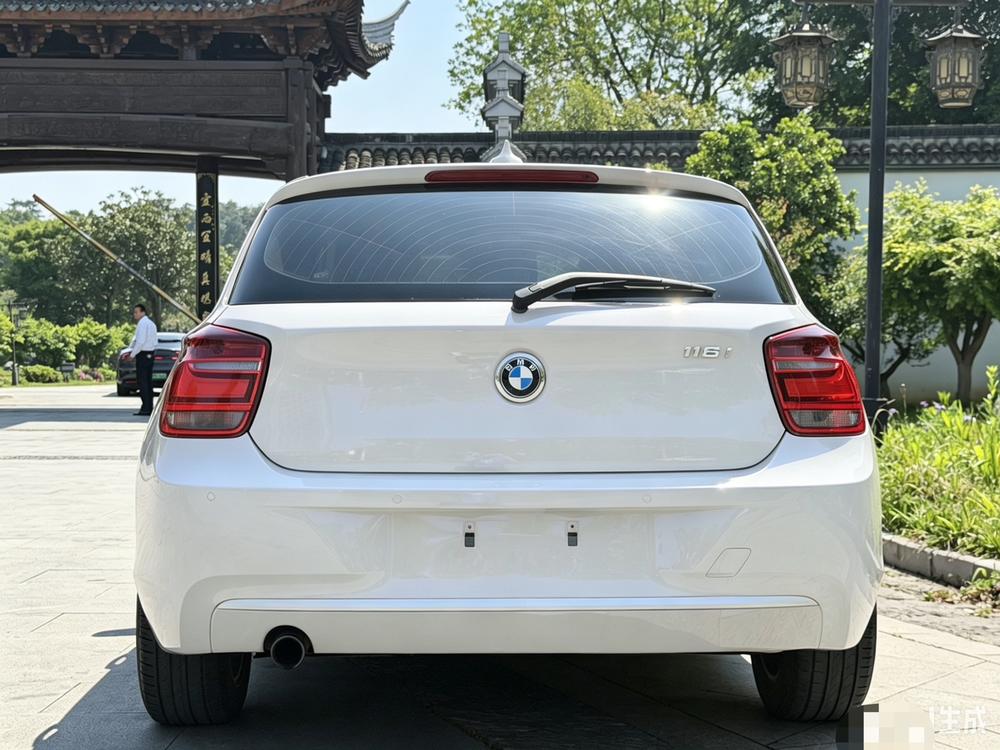 BMW BMW 1-Series (Import)