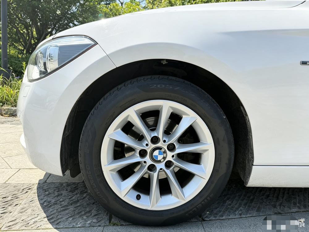 BMW BMW 1-Series (Import)